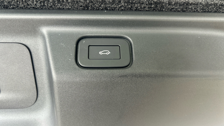 Land Rover Range Rover 3.0 P460e HSE 4dr Auto Estate